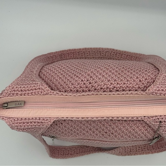 The Sak Crochet Tote Bag Shoulder Bag Blush Pink Dusty Rose - Picture 5 of 10